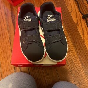 Nike Kids Dark Blue Sneakers